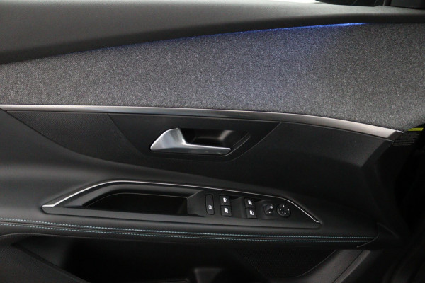 Peugeot 5008 1.2 FACELIFT*NAVI*CAM*HAAK*CRUISE*ECC*CARPLAY*7PER