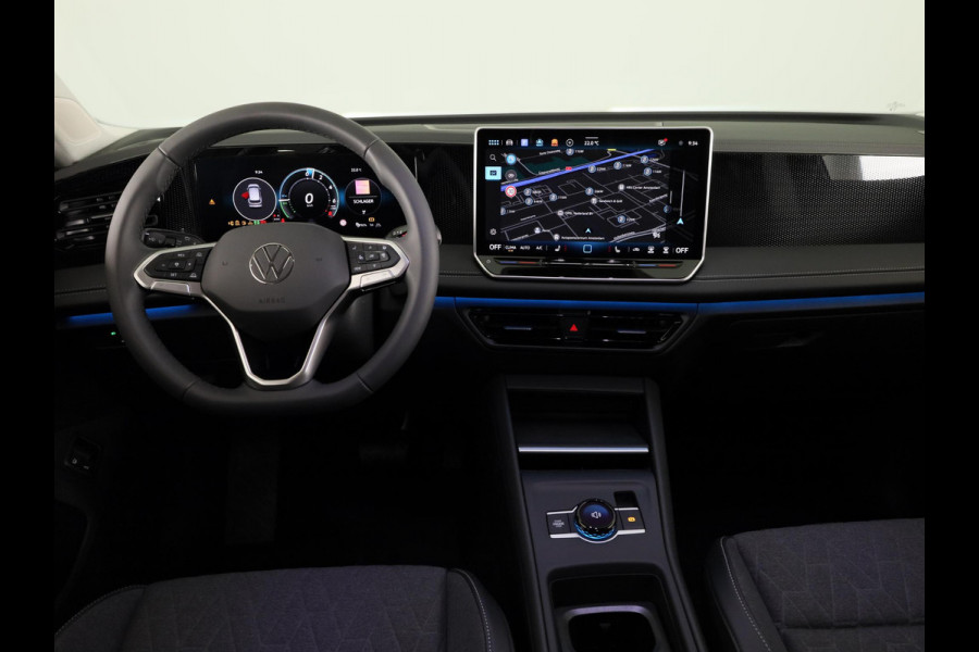 Volkswagen Tiguan Limited Edition 1.5 eHybrid 150 kW / 204 PK SUV 6 Stoelverwarming | Trekhaak | 360 camera