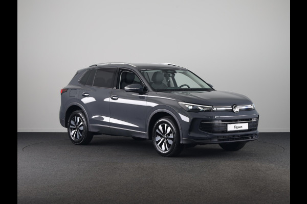 Volkswagen Tiguan Limited Edition 1.5 eHybrid 150 kW / 204 PK SUV 6 Stoelverwarming | Trekhaak | 360 camera