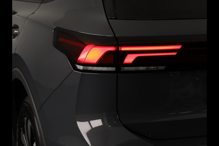 Volkswagen Tiguan Limited Edition 1.5 eHybrid 150 kW / 204 PK SUV 6 Stoelverwarming | Trekhaak | 360 camera