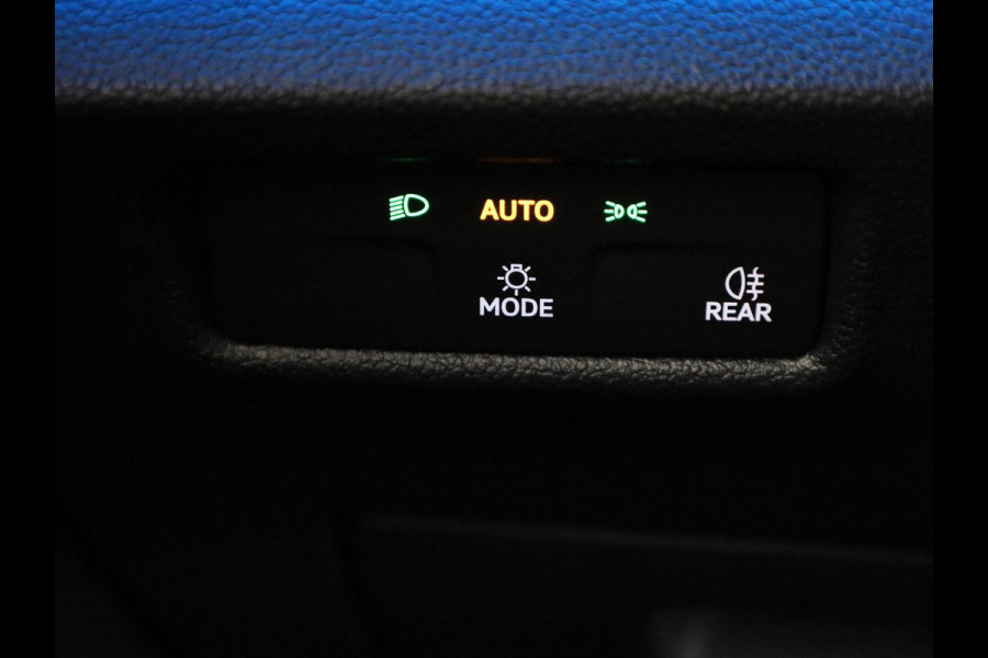 Volkswagen Tiguan Limited Edition 1.5 eHybrid 150 kW / 204 PK SUV 6 Stoelverwarming | Trekhaak | 360 camera