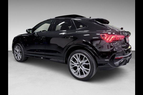Audi Q3 Sportback 45 TFSI e 3X S-LINE BLACKLINE 20'' PANO/LEDER/SFEERVERL/E-STOELEN/SONOS/CAM/ADAPT-CR///