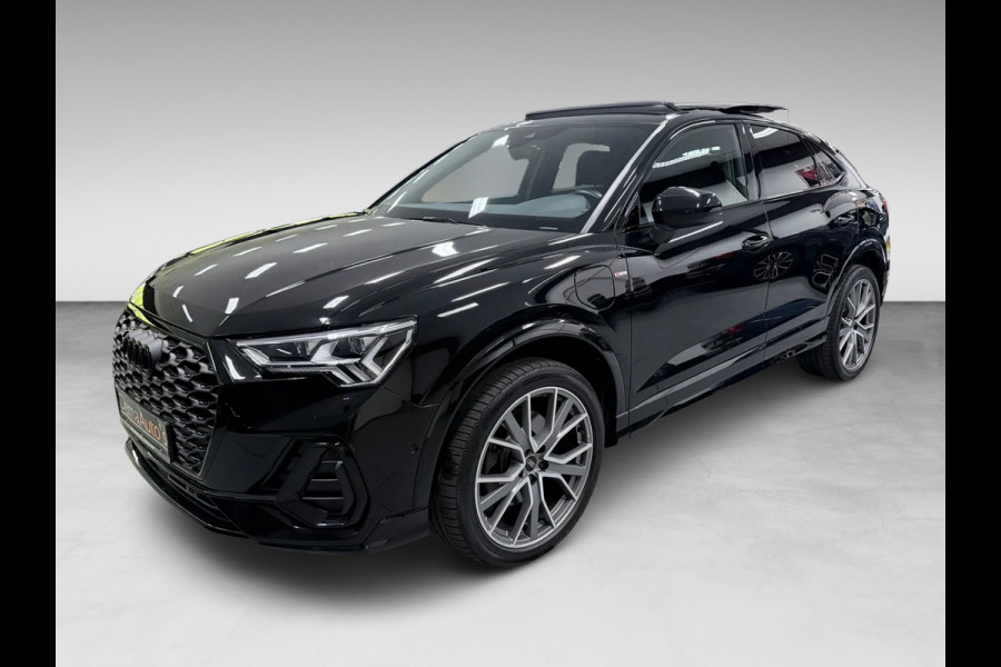 Audi Q3 Sportback 45 TFSI e 3X S-LINE BLACKLINE 20'' PANO/LEDER/SFEERVERL/E-STOELEN/SONOS/CAM/ADAPT-CR///