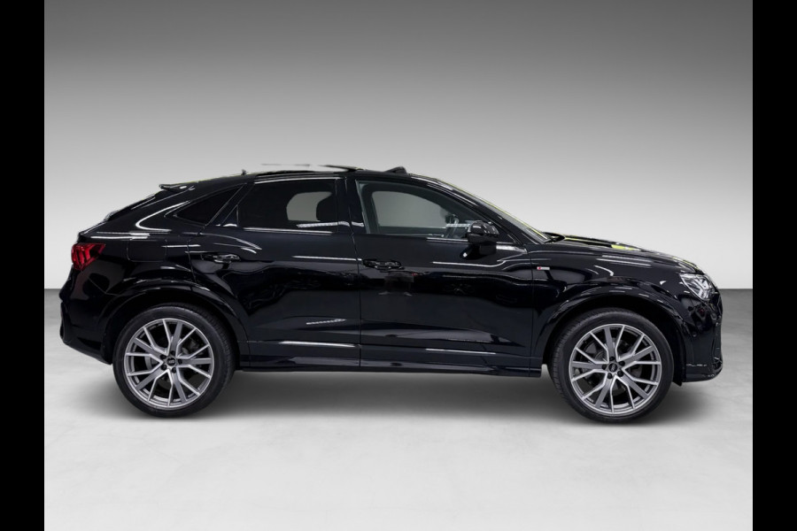 Audi Q3 Sportback 45 TFSI e 3X S-LINE BLACKLINE 20'' PANO/LEDER/SFEERVERL/E-STOELEN/SONOS/CAM/ADAPT-CR///