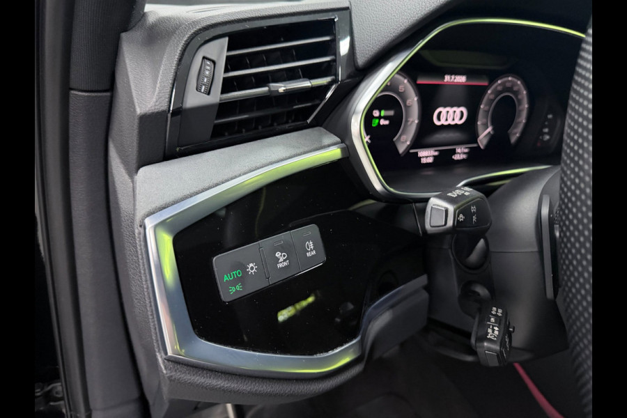 Audi Q3 Sportback 45 TFSI e 3X S-LINE BLACKLINE 20'' PANO/LEDER/SFEERVERL/E-STOELEN/SONOS/CAM/ADAPT-CR///