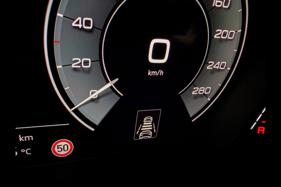 Audi Q3 Sportback 45 TFSI e 3X S-LINE BLACKLINE 20'' PANO/LEDER/SFEERVERL/E-STOELEN/SONOS/CAM/ADAPT-CR///