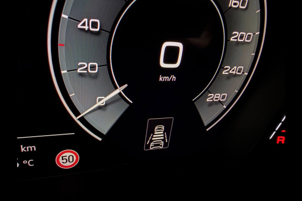 Audi Q3 Sportback 45 TFSI e 3X S-LINE BLACKLINE 20'' PANO/LEDER/SFEERVERL/E-STOELEN/SONOS/CAM/ADAPT-CR///