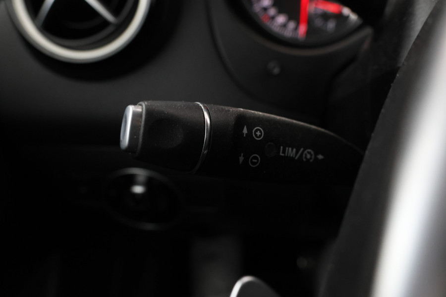 Mercedes-Benz A-Klasse 180 Business Solution AMG automaat! kanon!!