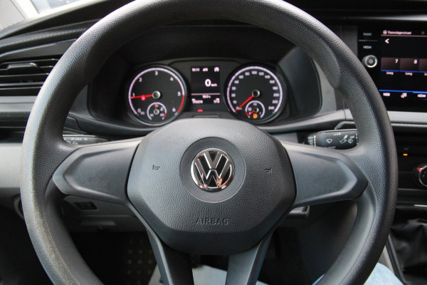 Volkswagen Transporter 2.0 TDI L2H1 Comfort / Navi / App connect / Cruise / Trekhaak
