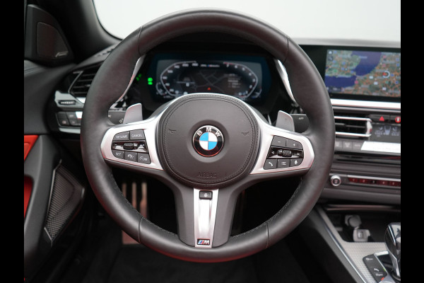 BMW Z4 Roadster M40i M Sport 340pk Dealer O.H. | Adaptive Cruise | Camera | Harman / Kardon | Lederen Sportstoelen Memory & Verwarmd | Adaptief Onderstel | Sfeerverlichting | Stuur Verwarmd | 19"L.M | Apple Carplay | Virtual | Navigatie |