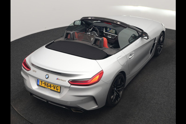 BMW Z4 Roadster M40i M Sport 340pk Dealer O.H. | Adaptive Cruise | Camera | Harman / Kardon | Lederen Sportstoelen Memory & Verwarmd | Adaptief Onderstel | Sfeerverlichting | Stuur Verwarmd | 19"L.M | Apple Carplay | Virtual | Navigatie |
