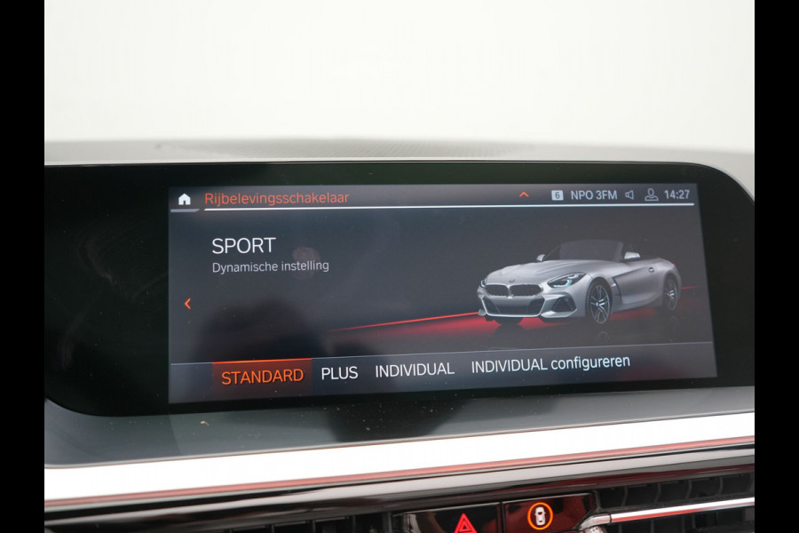 BMW Z4 Roadster M40i M Sport 340pk Dealer O.H. | Adaptive Cruise | Camera | Harman / Kardon | Lederen Sportstoelen Memory & Verwarmd | Adaptief Onderstel | Sfeerverlichting | Stuur Verwarmd | 19"L.M | Apple Carplay | Virtual | Navigatie |