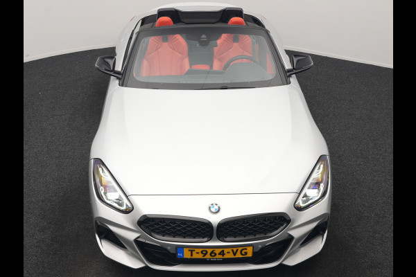 BMW Z4 Roadster M40i M Sport 340pk Dealer O.H. | Adaptive Cruise | Camera | Harman / Kardon | Lederen Sportstoelen Memory & Verwarmd | Adaptief Onderstel | Sfeerverlichting | Stuur Verwarmd | 19"L.M | Apple Carplay | Virtual | Navigatie |