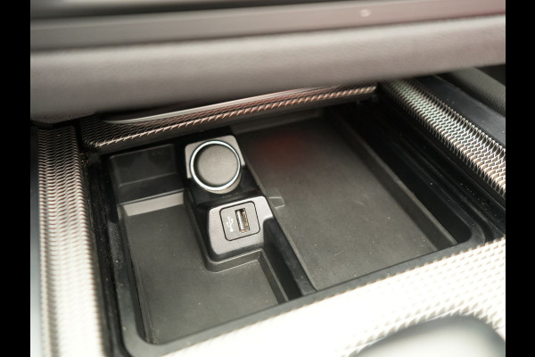 BMW Z4 Roadster M40i M Sport 340pk Dealer O.H. | Adaptive Cruise | Camera | Harman / Kardon | Lederen Sportstoelen Memory & Verwarmd | Adaptief Onderstel | Sfeerverlichting | Stuur Verwarmd | 19"L.M | Apple Carplay | Virtual | Navigatie |