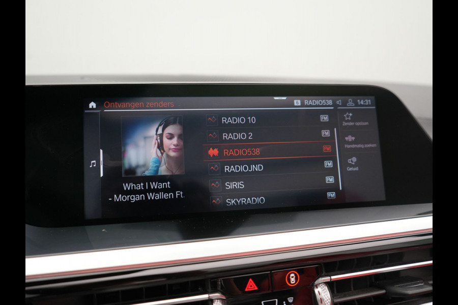 BMW Z4 Roadster M40i M Sport 340pk Dealer O.H. | Adaptive Cruise | Camera | Harman / Kardon | Lederen Sportstoelen Memory & Verwarmd | Adaptief Onderstel | Sfeerverlichting | Stuur Verwarmd | 19"L.M | Apple Carplay | Virtual | Navigatie |