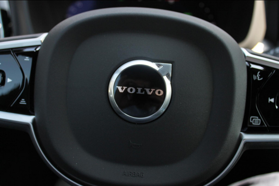 Volvo XC60 T8 455PK Automaat AWD Plus Black Edition Google infotainment / 21" lichtmetalen velgen / Verwarmbare voorstoelen en stuurwiel / Adaptieve cruise control