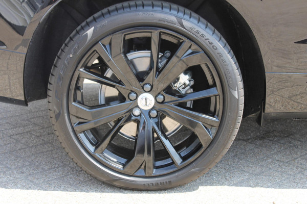 Volvo XC60 T8 455PK Automaat AWD Plus Black Edition Google infotainment / 21" lichtmetalen velgen / Verwarmbare voorstoelen en stuurwiel / Adaptieve cruise control