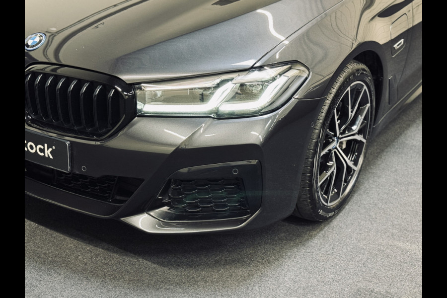 BMW 5 Serie Touring 530e M-Sport | Panorama | Trekhaak | Driv.Ass.Prof.