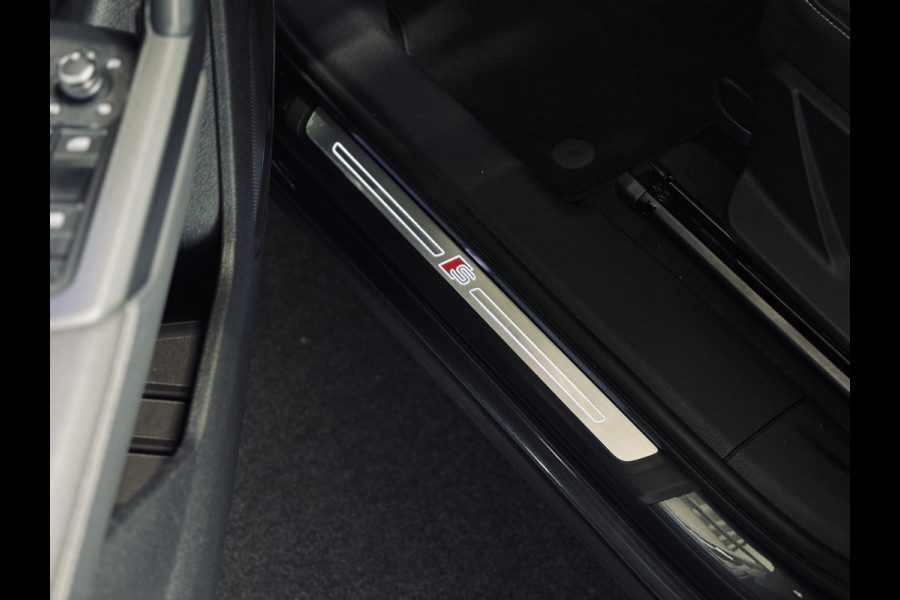 Audi Q3 35 TFSI S Line 2x | 20" | Panorama | 1e Eig. | Org.NL