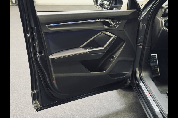 Audi Q3 35 TFSI S Line 2x | 20" | Panorama | 1e Eig. | Org.NL