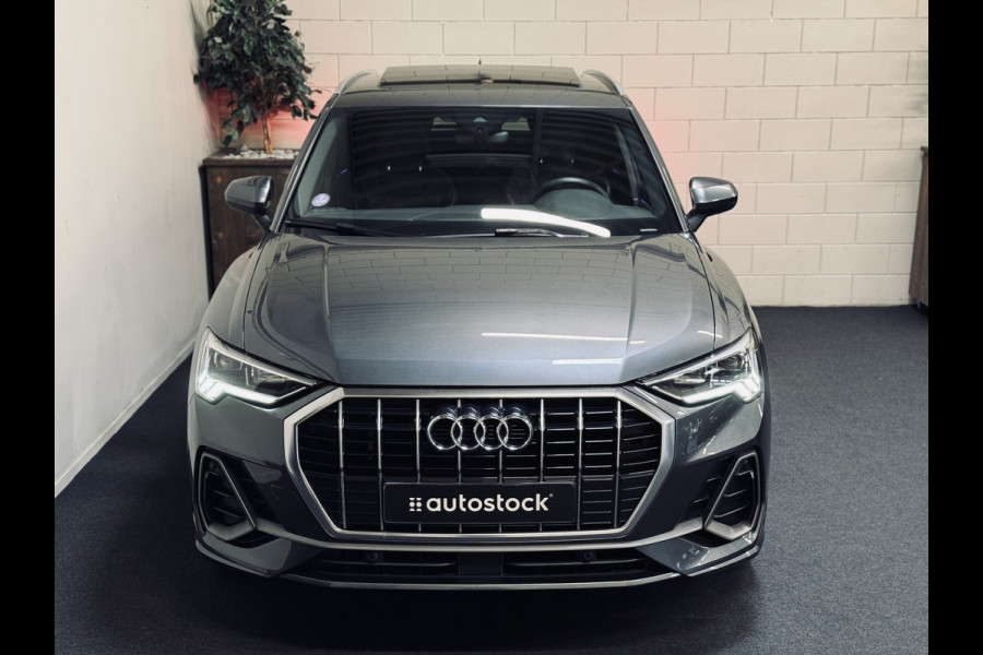 Audi Q3 35 TFSI S Line 2x | 20" | Panorama | 1e Eig. | Org.NL
