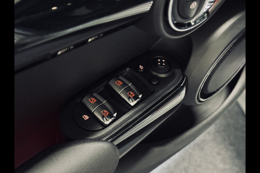 MINI 5-deurs 1.5 Cooper John Cooper Works | Panorama | harman/kardon | LED