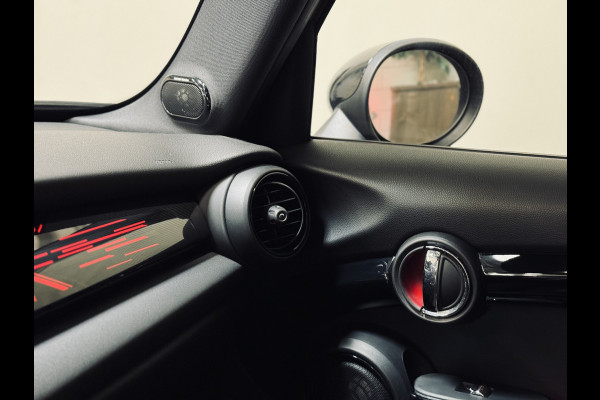 MINI 5-deurs 1.5 Cooper John Cooper Works | Panorama | harman/kardon | LED