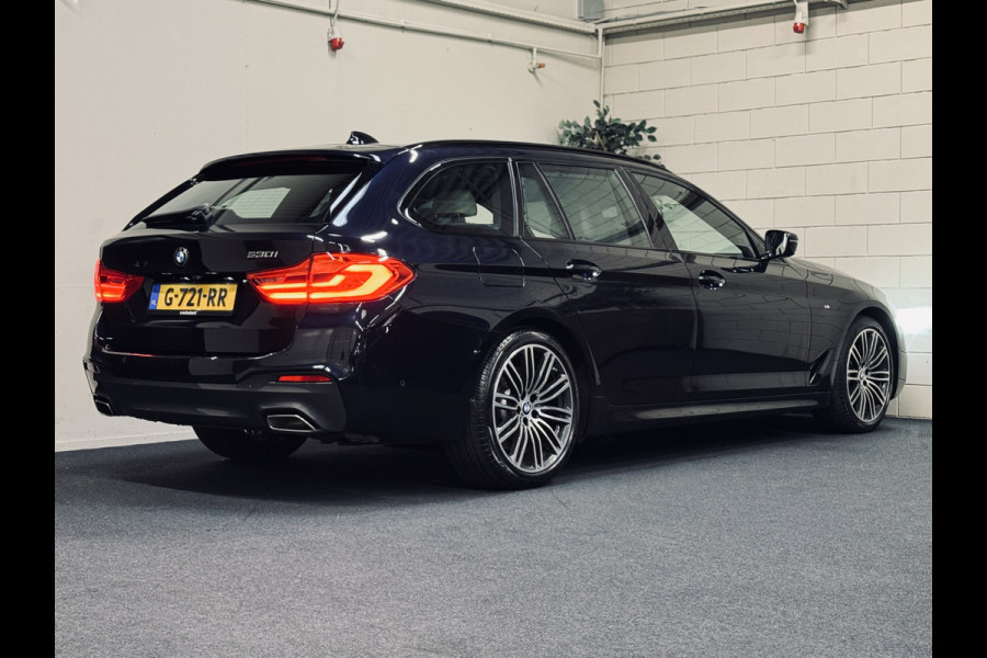 BMW 5 Serie Touring 530i High Exe. M-Sport | Panorama | Comf.Stoel | CarPlay