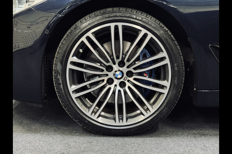 BMW 5 Serie Touring 530i High Exe. M-Sport | Panorama | Comf.Stoel | CarPlay