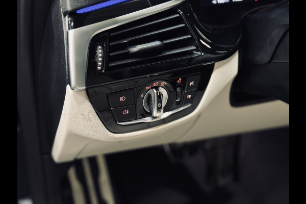 BMW 5 Serie Touring 530i High Exe. M-Sport | Panorama | Comf.Stoel | CarPlay
