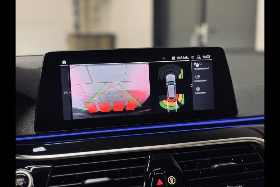 BMW 5 Serie Touring 530i High Exe. M-Sport | Panorama | Comf.Stoel | CarPlay