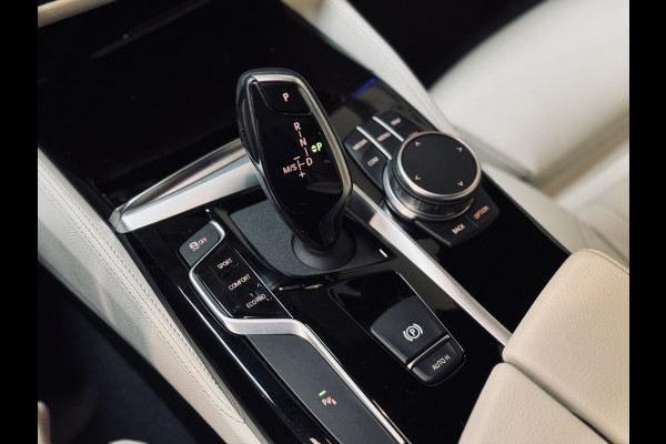 BMW 5 Serie Touring 530i High Exe. M-Sport | Panorama | Comf.Stoel | CarPlay
