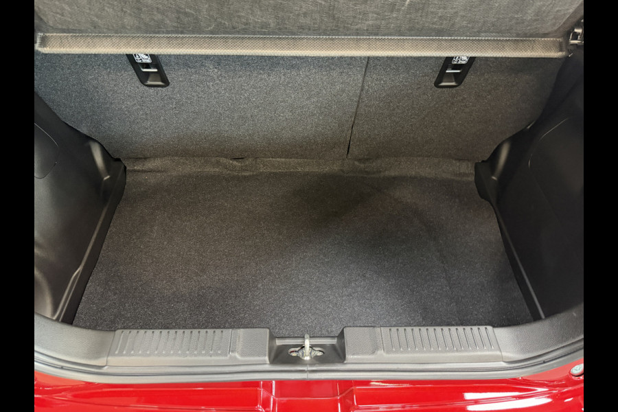 Suzuki Swift 1.2 Style Smart Hybrid | Navi | 16" | ACC | Dodehoek | Camera | Carplay | Led |