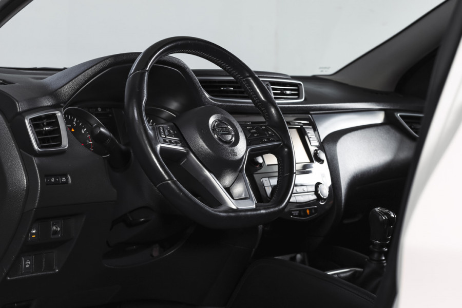 Nissan QASHQAI 1.2 116 PK N-Connecta Org. NL. | Pano | Cruise | PDC | 360 Camera | NAV | ECC | LM 18" |