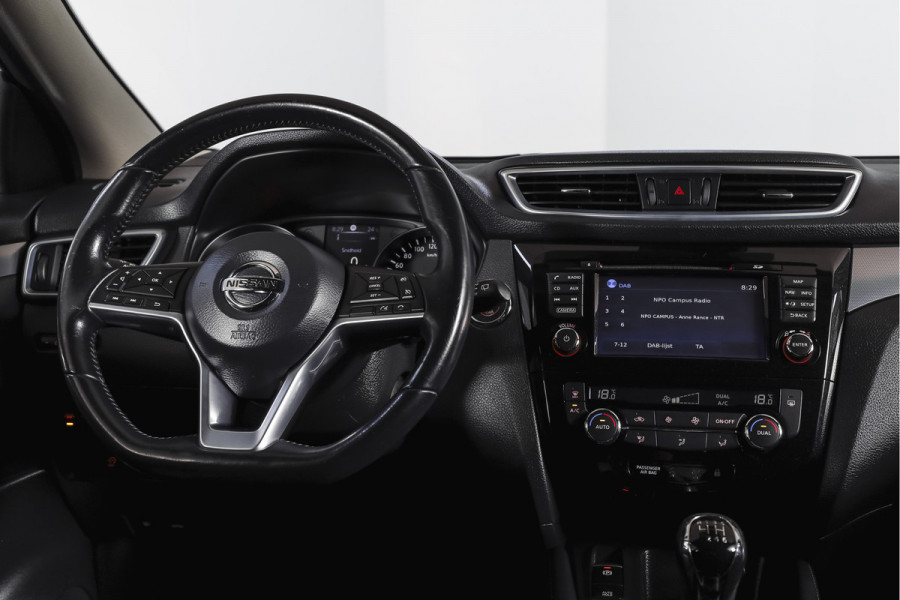 Nissan QASHQAI 1.2 116 PK N-Connecta Org. NL. | Pano | Cruise | PDC | 360 Camera | NAV | ECC | LM 18" |