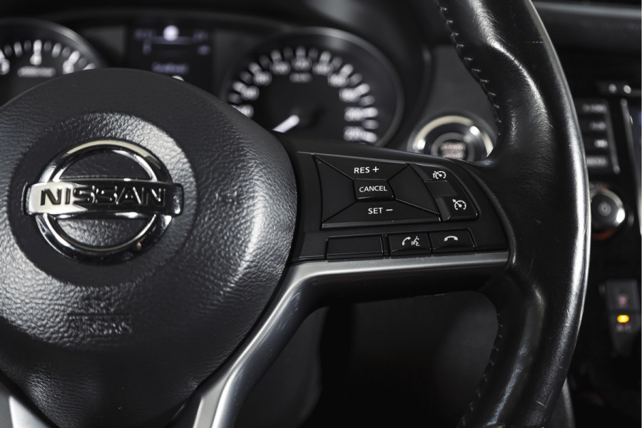 Nissan QASHQAI 1.2 116 PK N-Connecta Org. NL. | Pano | Cruise | PDC | 360 Camera | NAV | ECC | LM 18" |