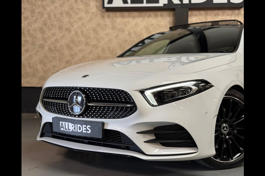 Mercedes-Benz A-Klasse 250 Premium Plus Amg | Pano | Trekhaak | Sfeerverlichting | Camera | Carplay | Stoelverwarming