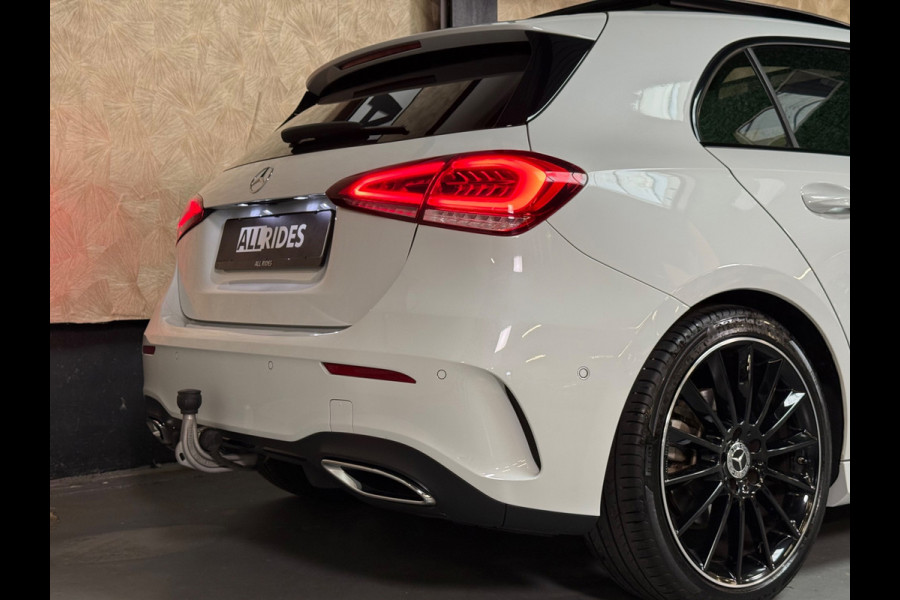 Mercedes-Benz A-Klasse 250 Premium Plus Amg | Pano | Trekhaak | Sfeerverlichting | Camera | Carplay | Stoelverwarming