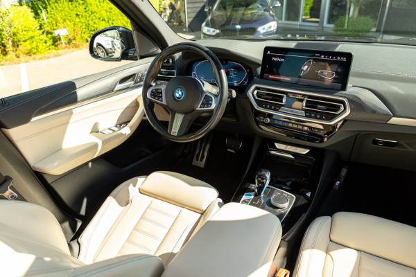 BMW iX3 High Executive 80 kWh Soh 99% I M Pakket I Panoramadak I Trekhaak I Harman Kardon I Adaptive Cruise I 360 Camera I Android
