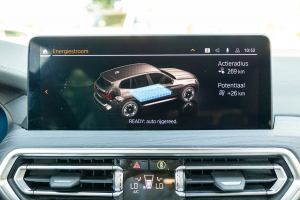 BMW iX3 High Executive 80 kWh Soh 99% I M Pakket I Panoramadak I Trekhaak I Harman Kardon I Adaptive Cruise I 360 Camera I Android