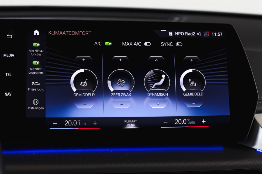 BMW X1 sDrive18i 136 PK | M-Sport | Afn. Trekhaak | Dig. Cockpit | Cruise | PDC | Camera | NAV + App. Connect | ECC | Elek. Klep | LM 18" |