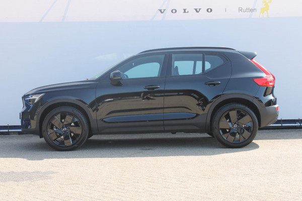 Volvo XC40 2.0 177PK Automaat Plus Black Edition Google infotainment / 20" lichtmetalen velgen / Getinte ramen vanaf de B-stijl / Verwarmbare zitplaatsen voor / Harman Kardon Audio installatie