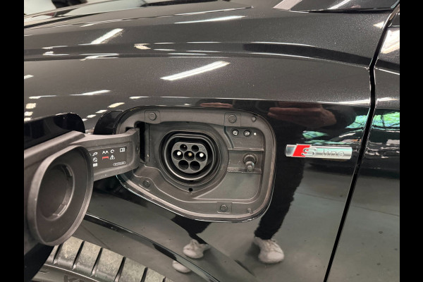 Audi Q3 Sportback 45 TFSI e 3X S-LINE BLACK-LINE 20''RS SOH 91,2%/NAVI/DAB/CARPLAY/CAM/KEY-LESS/V-COCKPIT/LED//