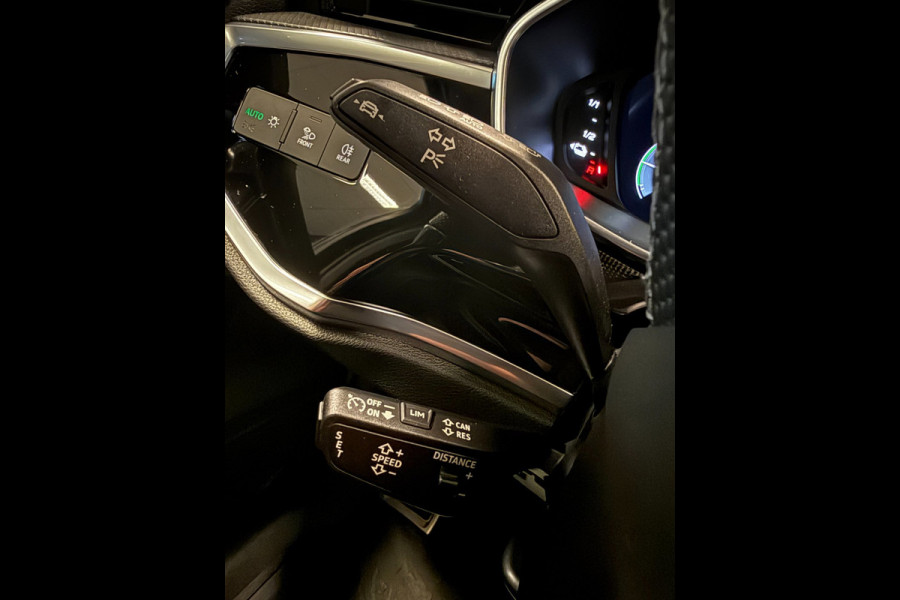 Audi Q3 Sportback 45 TFSI e 3X S-LINE BLACK-LINE 20''RS SOH 91,2%/NAVI/DAB/CARPLAY/CAM/KEY-LESS/V-COCKPIT/LED//