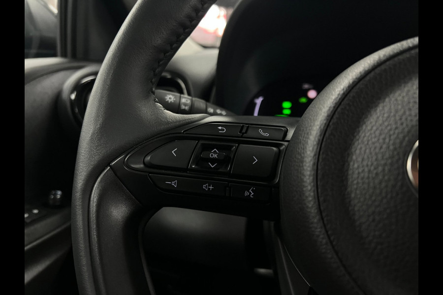 Toyota Yaris 1.5 Hybrid 115 Dynamic | Cam | Lane | LED