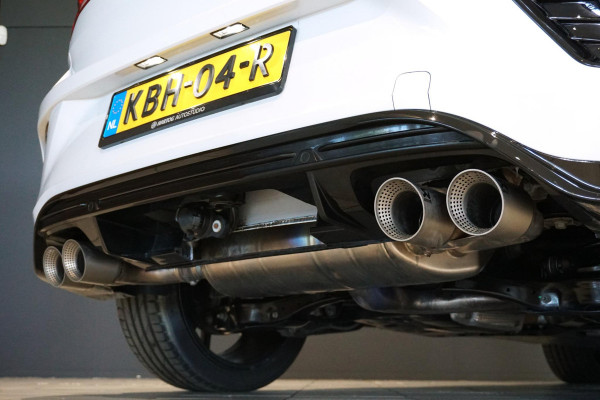 Volkswagen T-Roc 2.0 TSI 4Motion R *dealer onderhouden* + AKRAPOVIC / DCC / CAMERA / BEATS / ACC