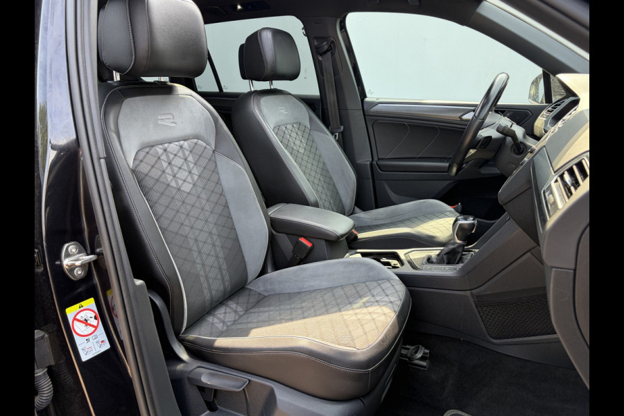 Volkswagen Tiguan 1.4 TSI eHybrid R-Line PHEV Pano Elek.Trekhaak Adap.Cruise Camera Led Orig.NL!