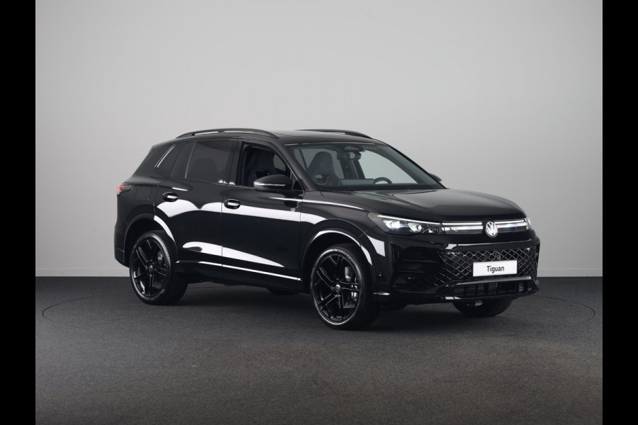 Volkswagen Tiguan R-Line Edition 1.5 eHybrid 150 kW / 204 PK SUV 6 v Head-Up Display | Panoramadak | Stoelverwarming