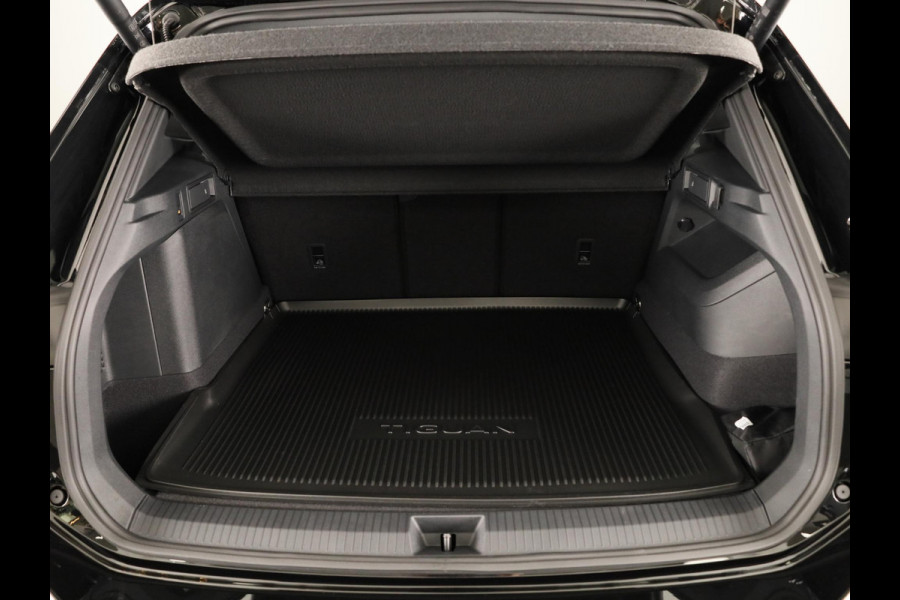 Volkswagen Tiguan R-Line Edition 1.5 eHybrid 150 kW / 204 PK SUV 6 v Head-Up Display | Panoramadak | Stoelverwarming