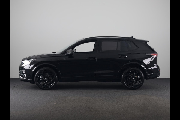 Volkswagen Tiguan R-Line Edition 1.5 eHybrid 150 kW / 204 PK SUV 6 v Head-Up Display | Panoramadak | Stoelverwarming